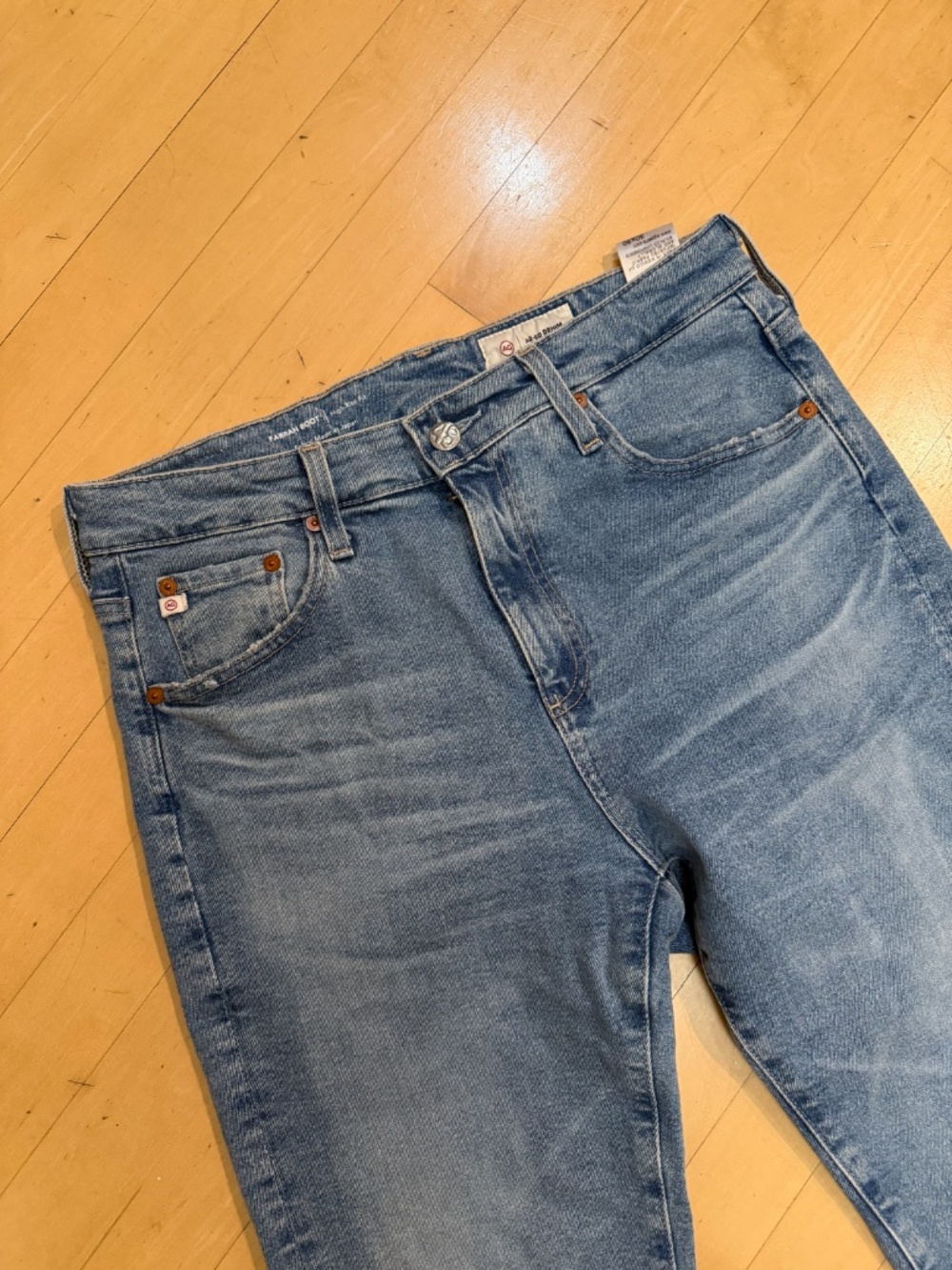 AG Farah High Rise boot cut jeans, 30, CB2650 - Picture 5 of 6